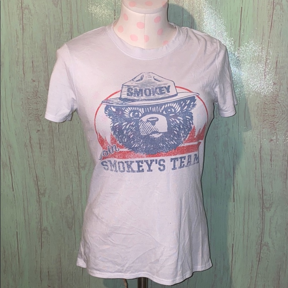 Join the Smokey Team tee size xsmall